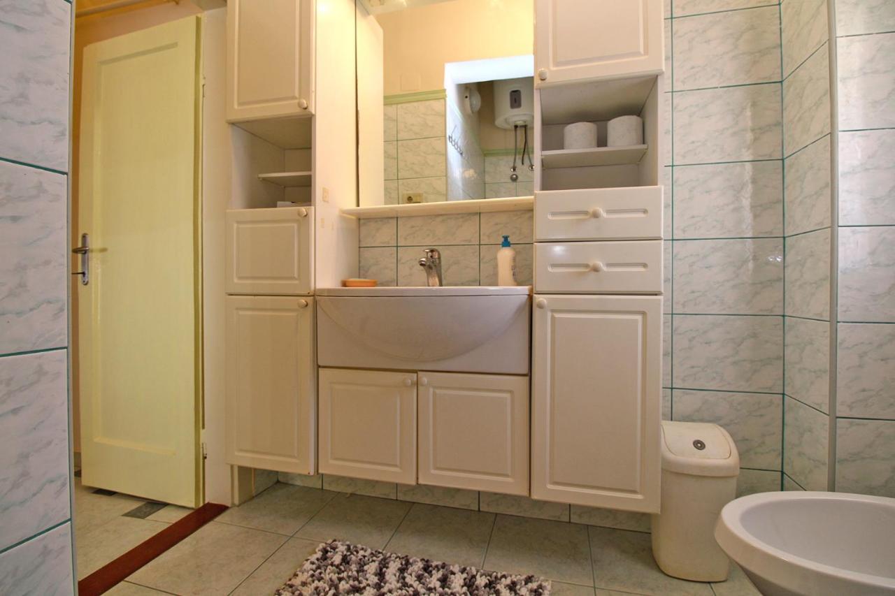 Apartment Diego 2160 Pula Exterior photo